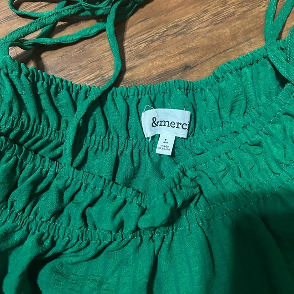 Green Two-Piece Set - Picture 4 of 4